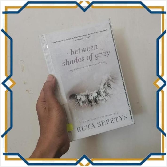 IMPORT BOOK BETWEEN SHADES OF GRAY BY RUTA SEPETYS