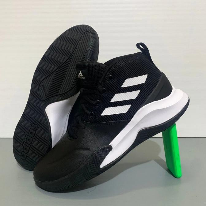 TERMURAH Sepatu basket adidas own the game black white original