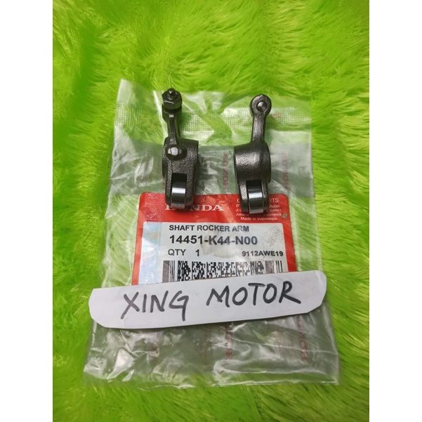 PELATUK KLEP HONDA BEAT POP  BEAT ESP SCOOPY ESP (K44)