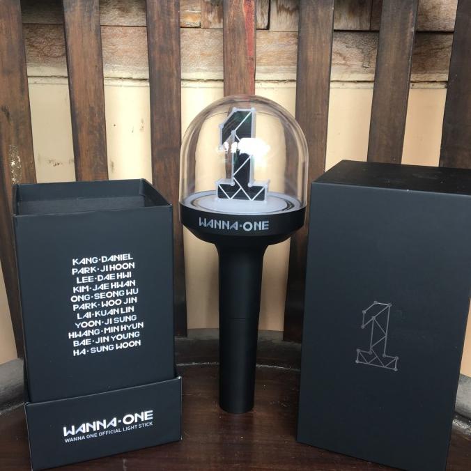 WANNA ONE OFFICIAL LIGHTSTICK