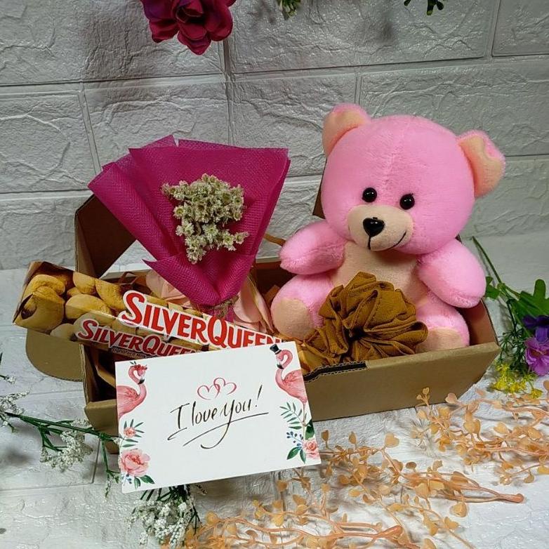 

COD Hampers Valentine Hampers Ultah Cewek Hampers Anniversary Hampers Wisuda Kado Valentine Kado Ultah Wanita Kado Anniversary Original