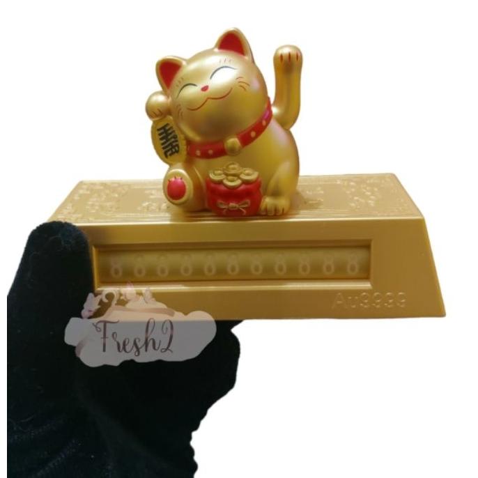 Pajangan Mobil Motif Kucing Hoki / Pajangan Caisen Ni / Pajangan Mobil