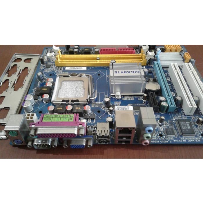 MOTHERBOARD GIGABYTE SOCKET 775 DDR2 G31 Mobo G31M LGA775 DDR 2