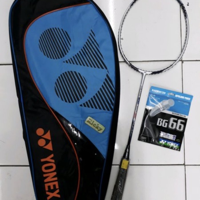 Terlaris Raket Badminton Yonex Voltric 200 Light Lcw +Tas+Grip+Senar Bg66 Ori Gratis Ongkir