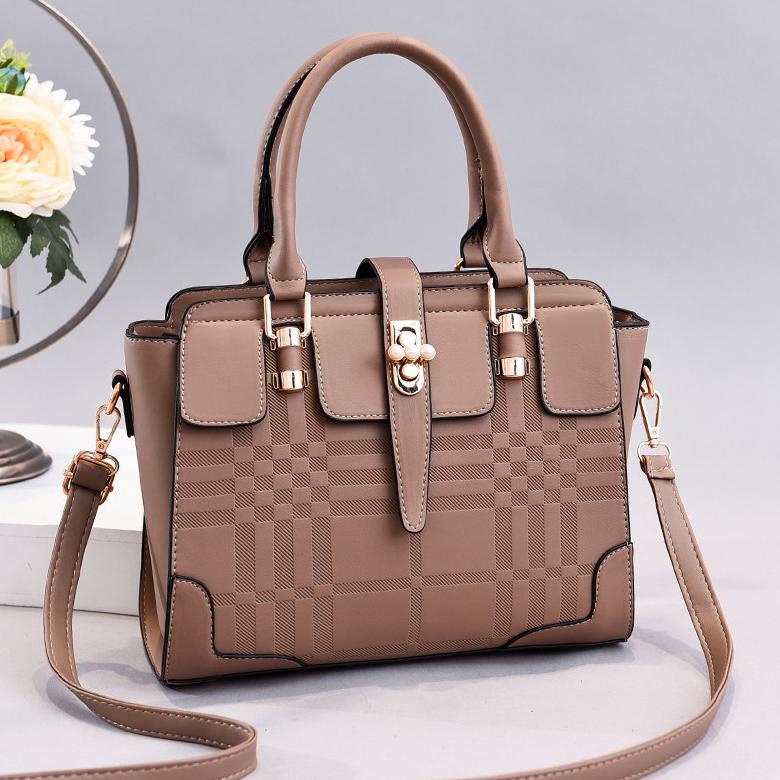 Diskon Besar, Senyum Besar, Belanja di Tempat Kami. GF3101 Tas Selempang Wanita Import Premium Handb