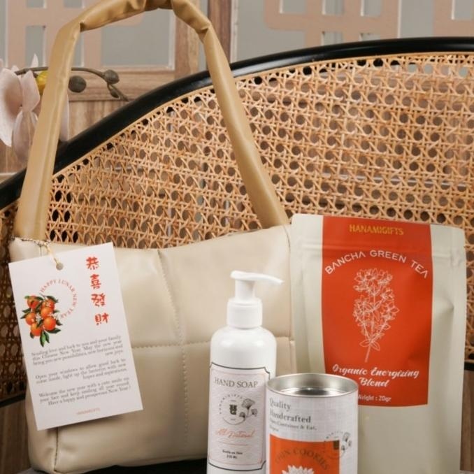 

Terlaris Mandarin Mi - Hampers Imlek/Parcel Cny/Lunar New Year 2023 Berkualitas