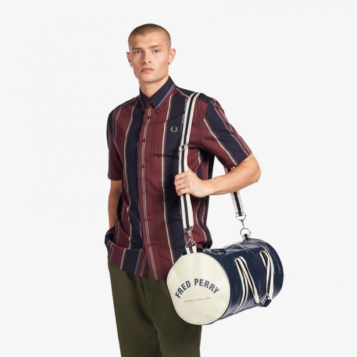 ✅Baru Tas Golf Tas Gym Boston Bag Fred Perry Classic Barrel Bag Navy Ecru Limited