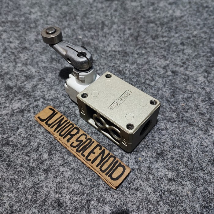 ✨New Ori Mechanical Valve Smc Vm8 Drat 1/8 Terbatas