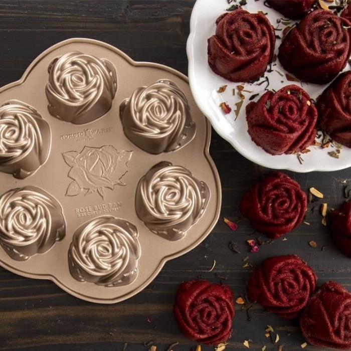 

[New Ori] Nordic Ware - Rosebud Cake Pan Loyang Kue Berkualitas