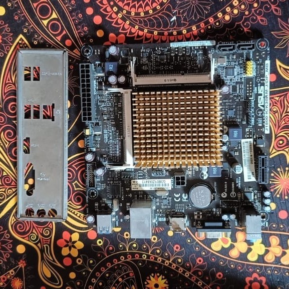 Mobo Motherboard Intel Asus J1800 Mini ITX DDR3 Bukan Intel Atom