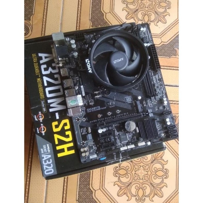 paketan Ryzen 3 3200g + mobo a320m + ram 8gb kit + M.2 128gb