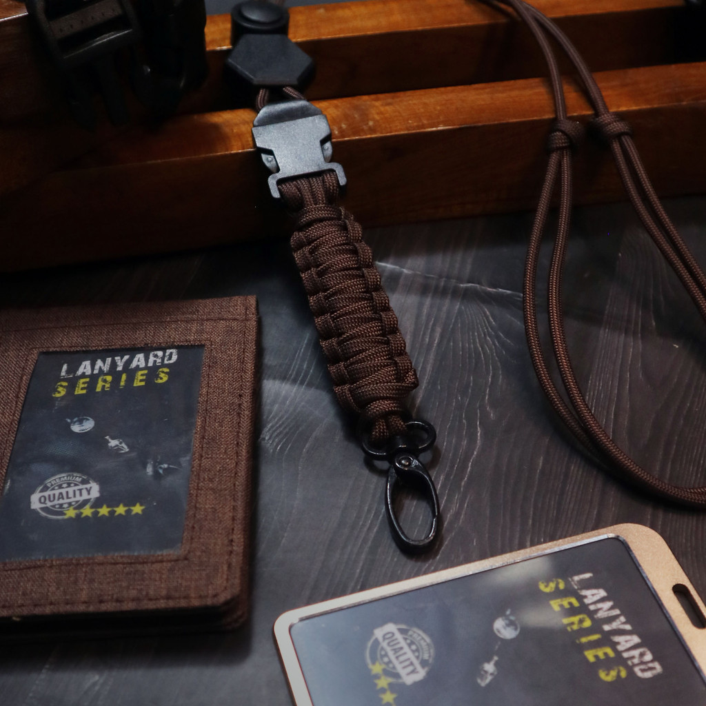 

Lanyard ID Card Tali Paracord 4mm Tactical Kanvas Alumunium Pengait Snaphook Alloy Serbaguna Multifungsi Free Karet O Ring Tebal Elastis