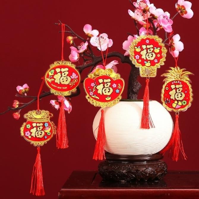 

New Sale Gantungan Imlek Fu Merah Emas Hiasan Sincia Gantungan Fuk Hoki Grosir Pengiriman Cepat