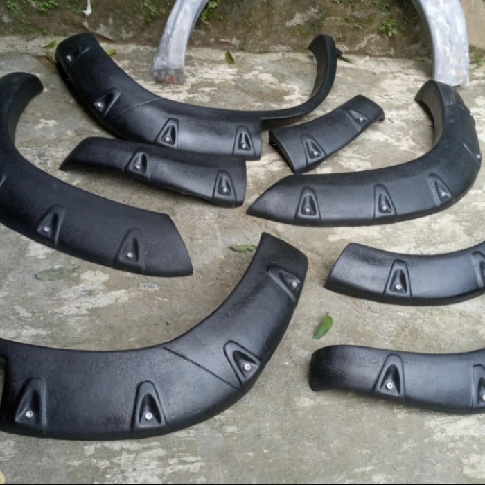 OVER FENDER NISSAN XTRAIL T30 MODEL BAUT VARIASI