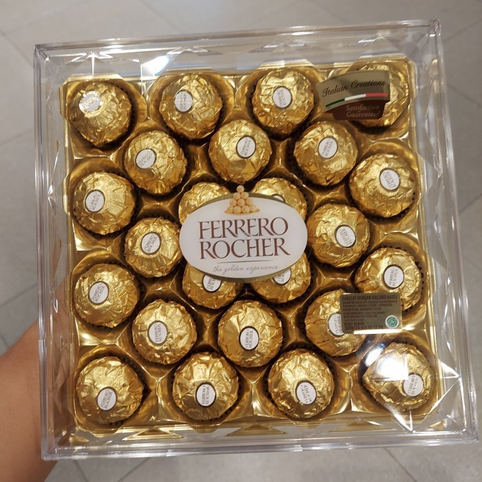 

ferrero rocher t24 cokelat 300gr