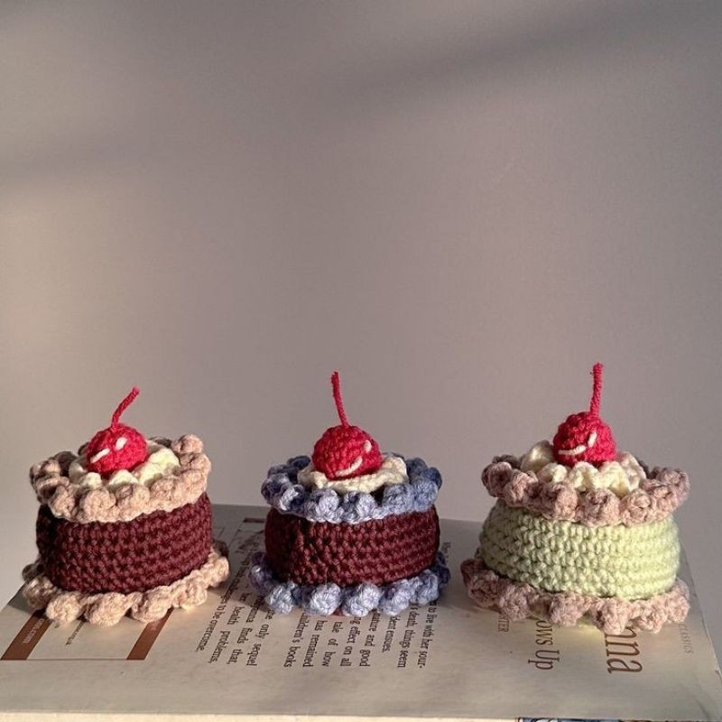 Mini Chocolate Cream Birthday Cake Crochet Present Kado Ulang Tahun Rajut Birthday Present Mini Cake