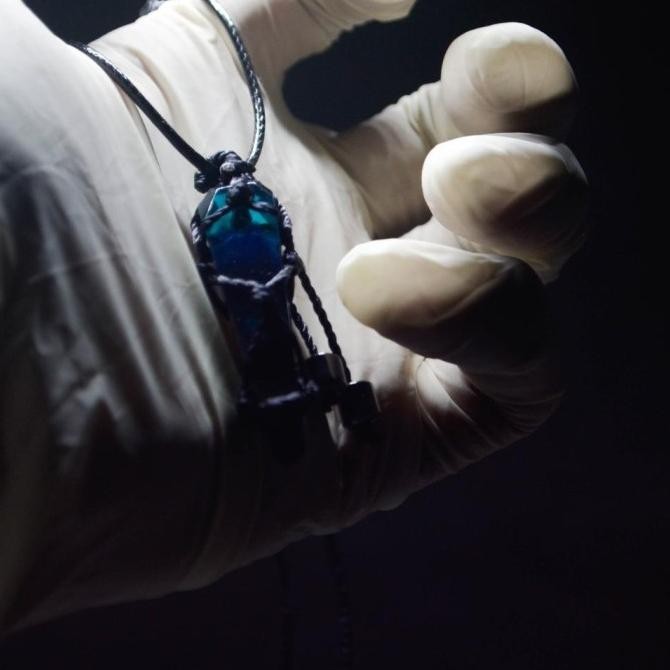 Aksesoris Fashion Kalung Pria Untuk Cowok Keren Bahan Kristal Resin | Zaragiza