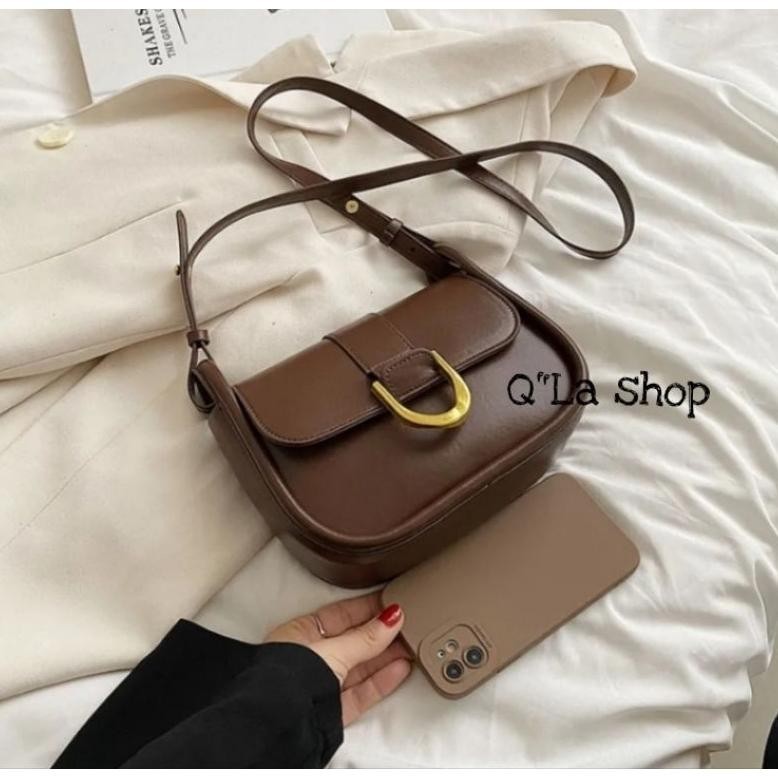 

Flash Sale Mini Hampers Coklat / Souvenir Valentine / Kado Wisuda Sempro / Hadiah Snack Cowok Cewek Murah