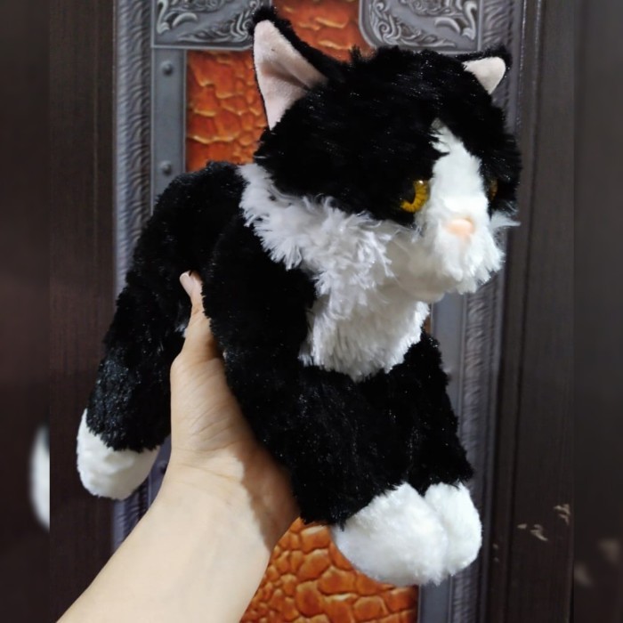 BONEKA KUCING HITAM