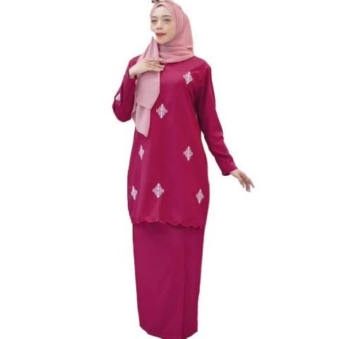 Baju Kurung Melayu Wanita Bordir Bahan Katun Toyobo