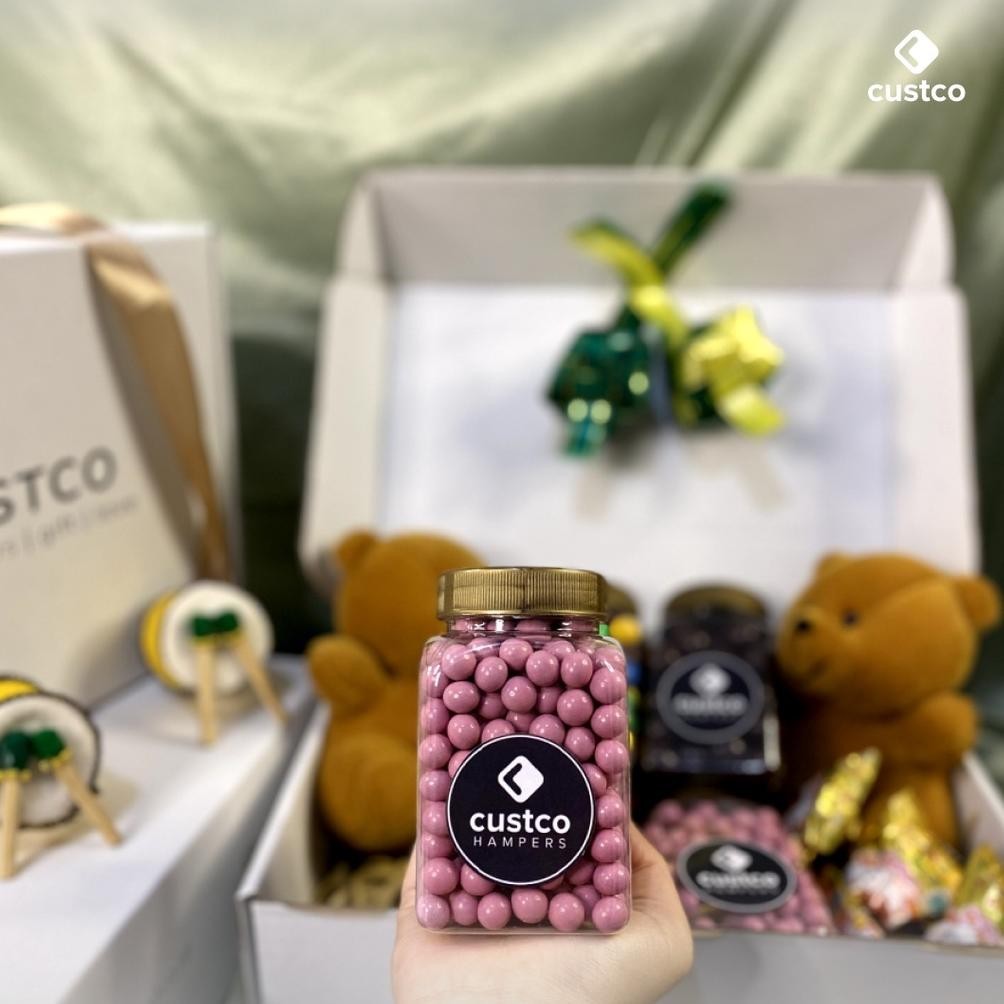 

PROMO MURAH Hampers Cokelat Premium + Boneka | HC05 | Custco Hampers Lebaran | Parcel Cokelat | Kado Cokelat