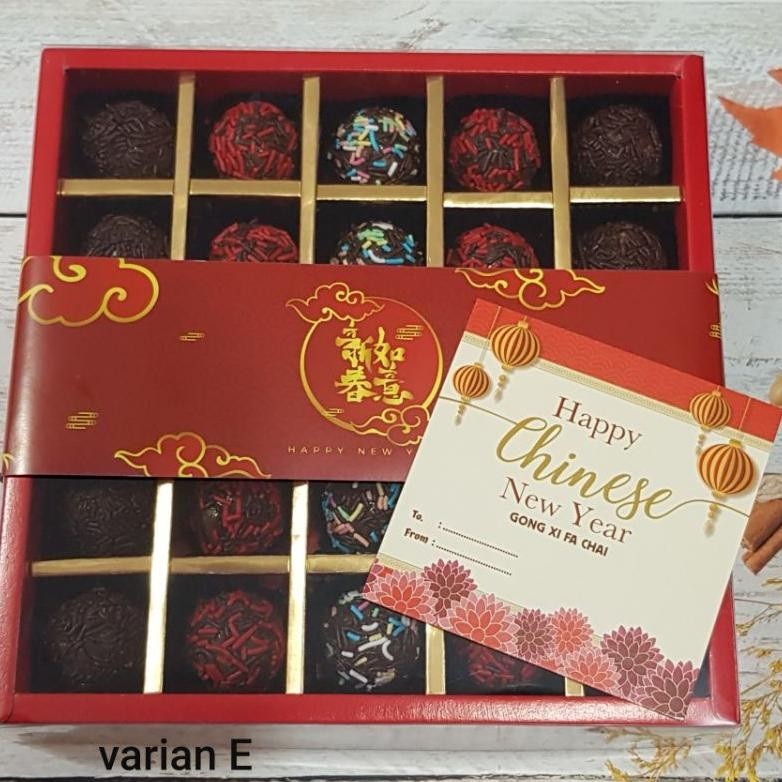 

CNY Hamper Imlek Kue Rhumball isi 25 pc per kotak enak