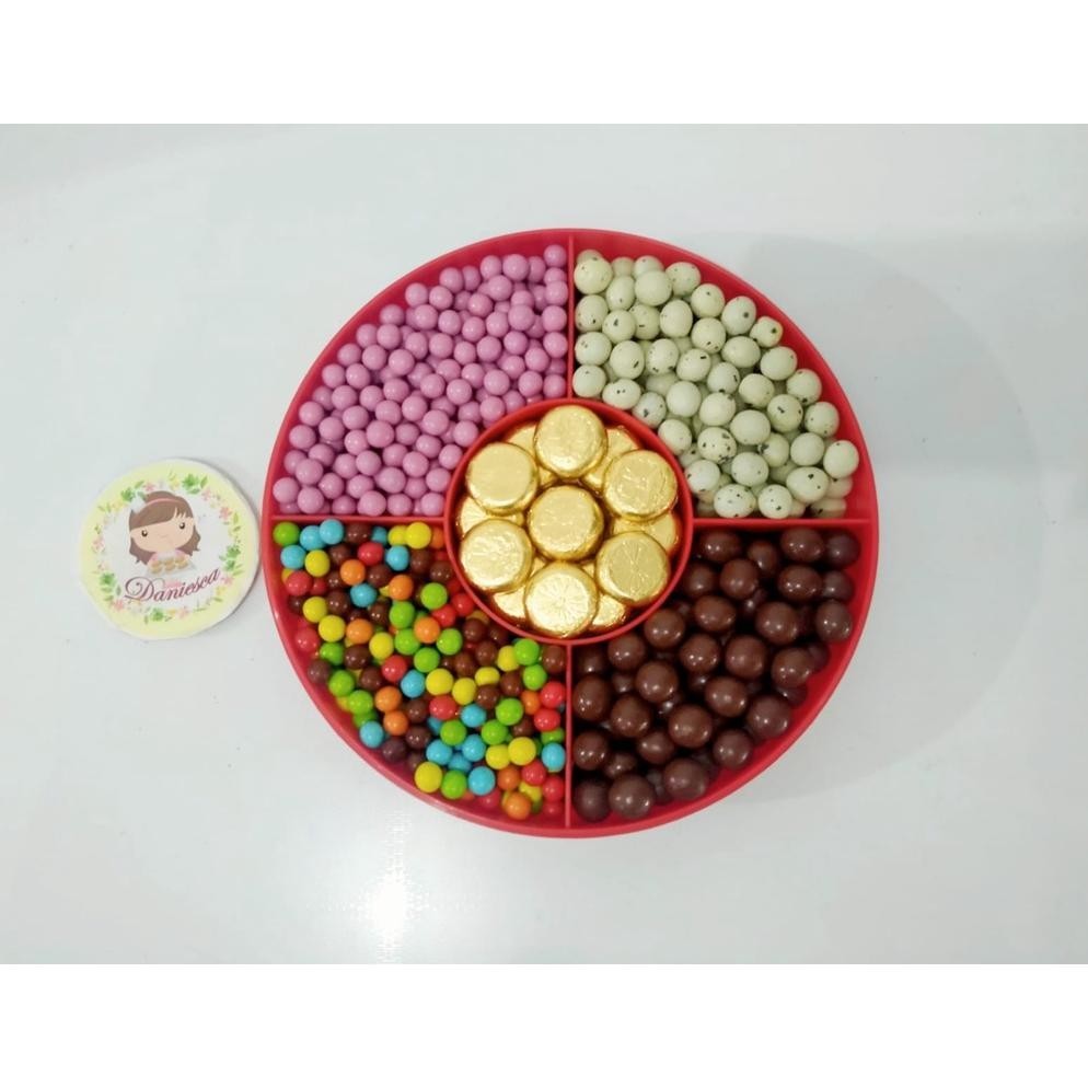 

CNY .CTMLG - paket candy tray coklat l'agie murah komplit , parsel lagie 1.2 kg parsel lebaran natal Imlek ( ds bgr )