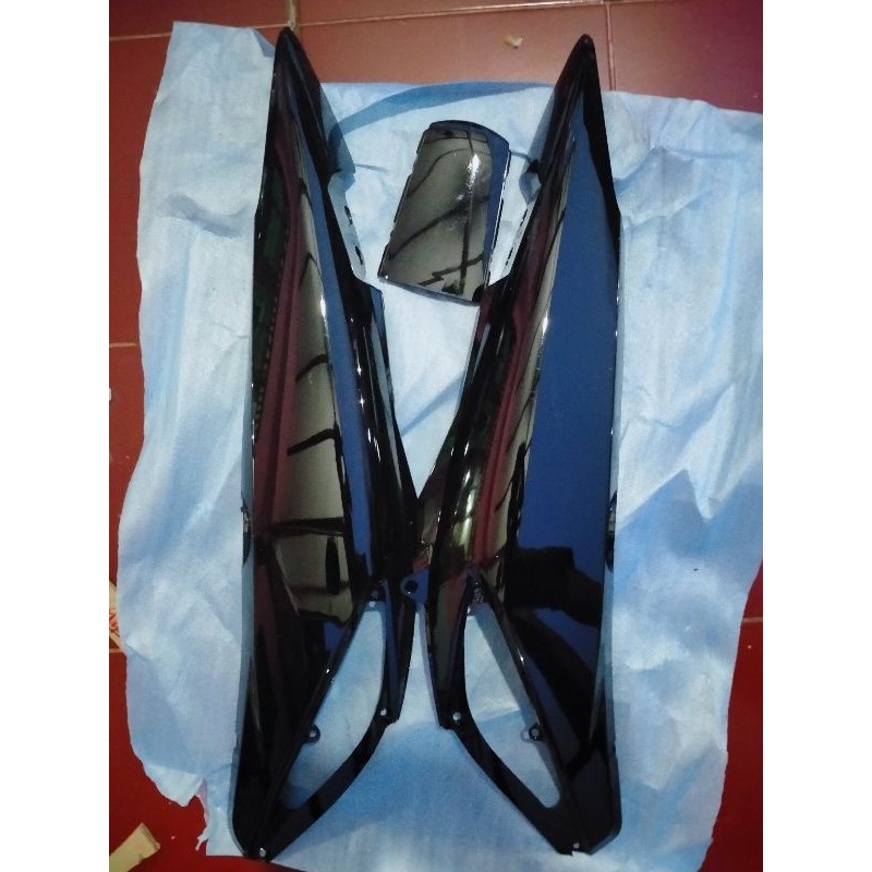 body belakang Supra x 125 Batman Supra x 125 old