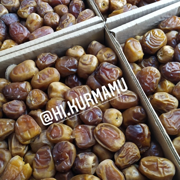 

Kurma - Kurma Sukari 3Kg Al Qosim / Sukkari Al Qassim / Kurma Madinah