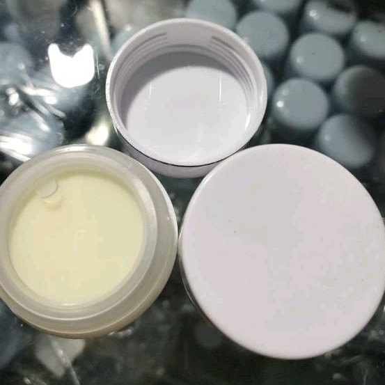 Glow Express cream malam flek df