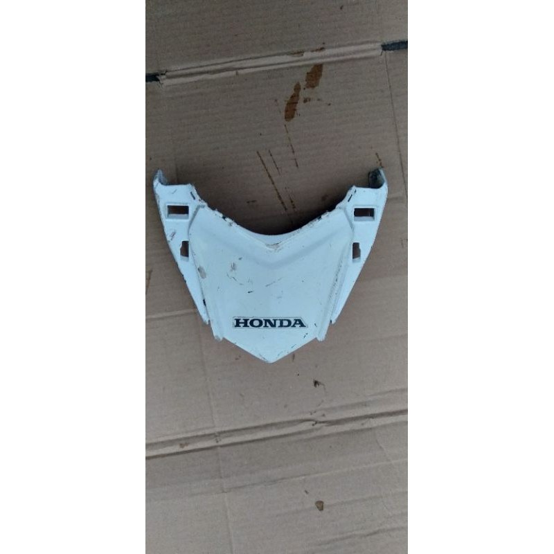 Cover body belakang cover tail cbr150r cbr 150r k45 putih bekas original