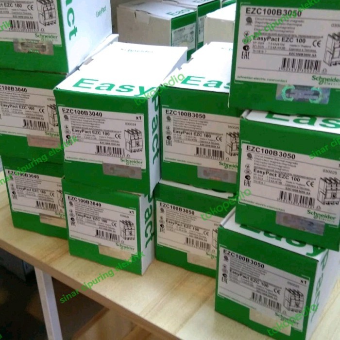 MCCB SCHNEIDER EZC100 B 3050 40A/50A