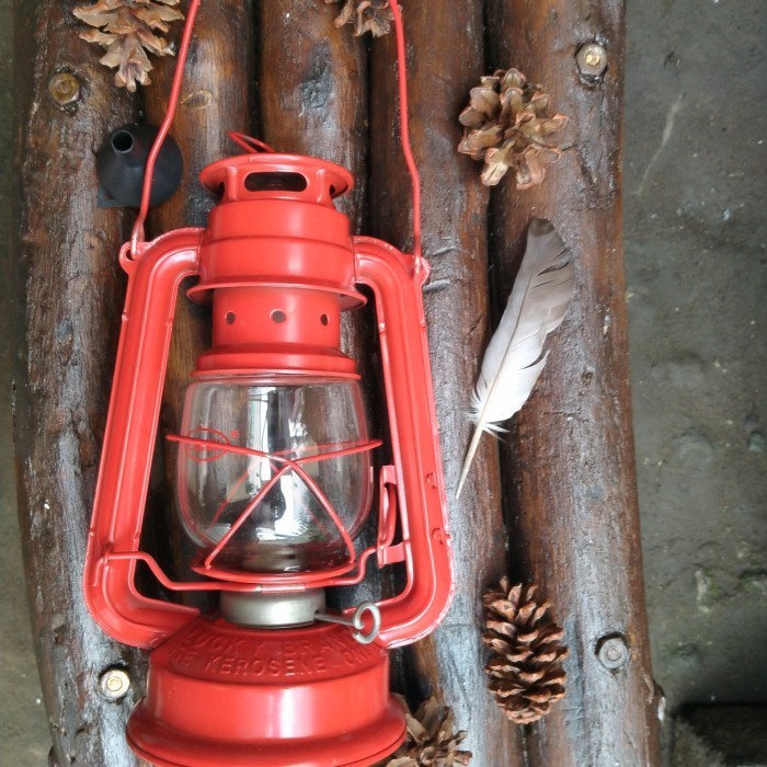 TERBARU Lampu Badai Lentera Minyak Bushcraft & Camping Merk Lucky