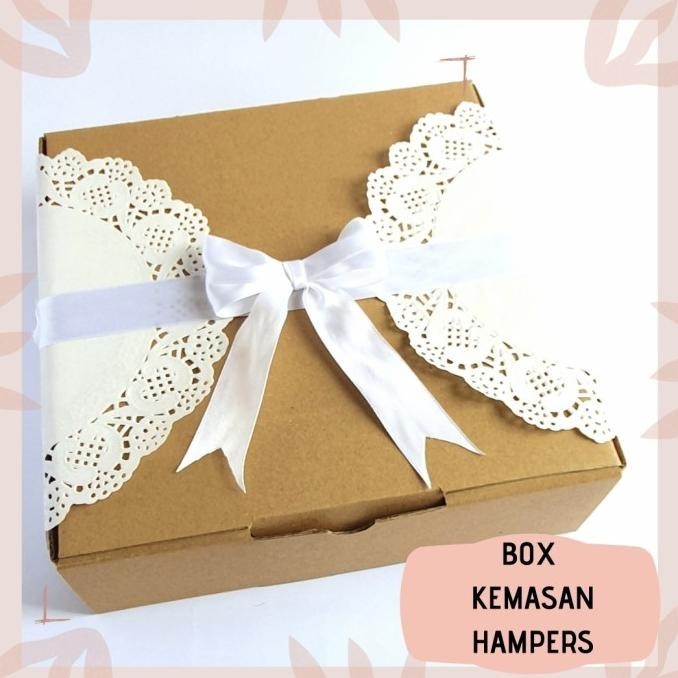 

Hampers Mukena Dan 2 Set Sajadah Box Eksklusif