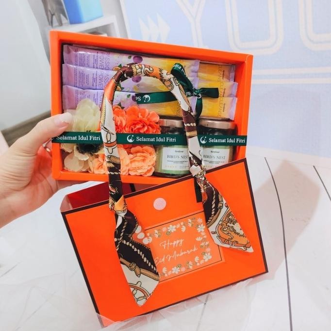 

Hampers Idul Fitri Nur Gift - Bingkisan Kado Lebaran Realfood