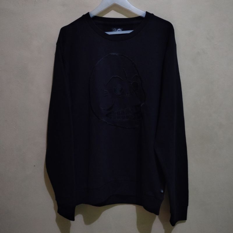 Crewneck Cheap Monday Hitam