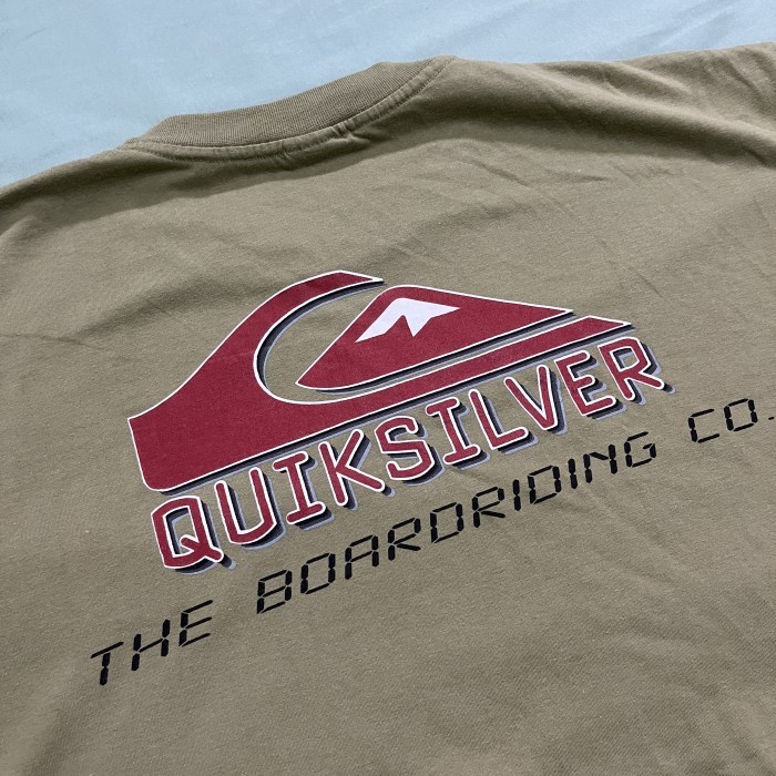 Quicksilver T-Shirt Khakis / Kaos Oversize Khaki