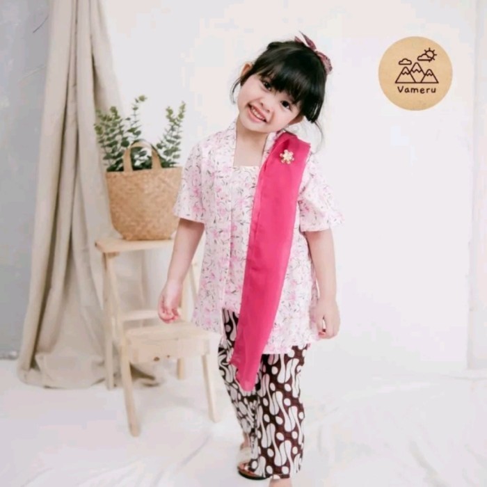 Kebaya Bunga Anak Kutubaru Katun Jepang
