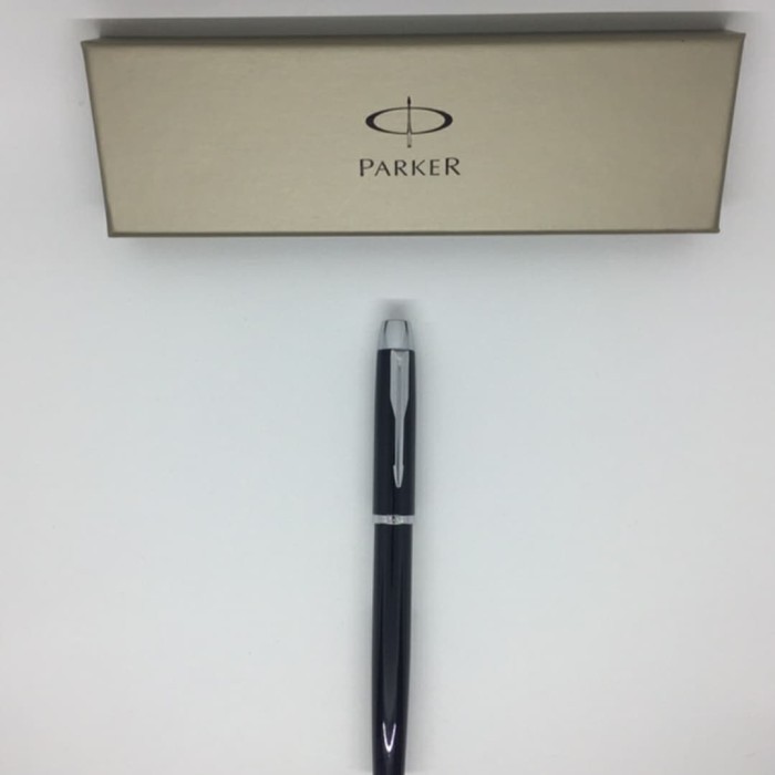 

Pulpen Parker Im Roller Ball Lq Black Crome Trim Klip Silver Original
