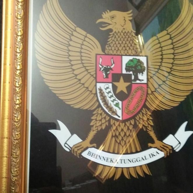 foto presiden wakil presiden dan burung garuda + bingkai - chawee8