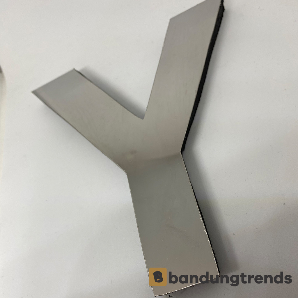 Huruf Z Stainless Spoon Untuk Nomor Rumah Atau Papan Nama  Ukuran 15CM