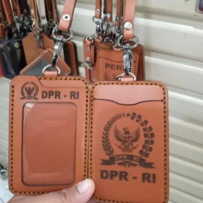 

New Holder Id Card / Name Tag Dpr Ri Kulit Asli Limited Edition