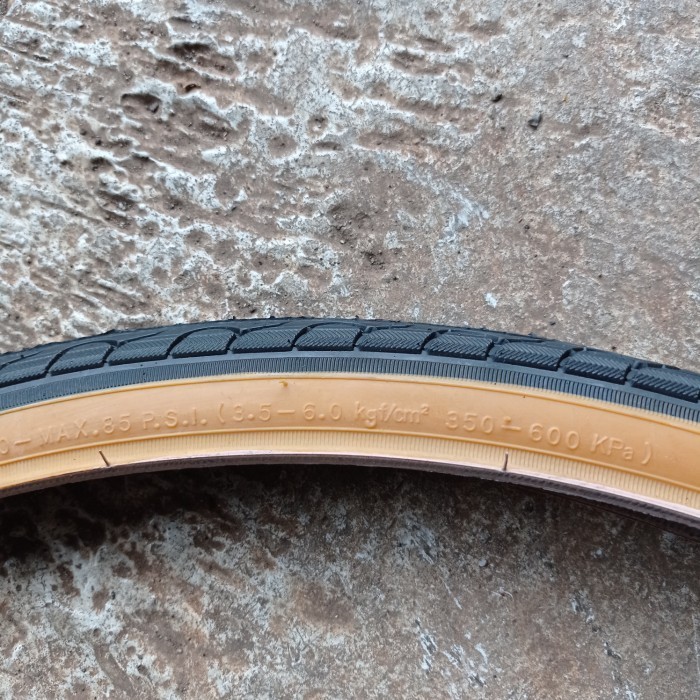 Ban Luar 700C 700 X 32/32C 700X32 700X32C Kenda Kwest Gum Tan Wall