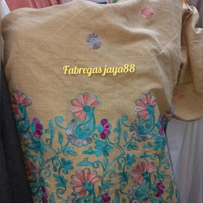 

Kain Linen Bordir Merah Darah Pure Linen Italy