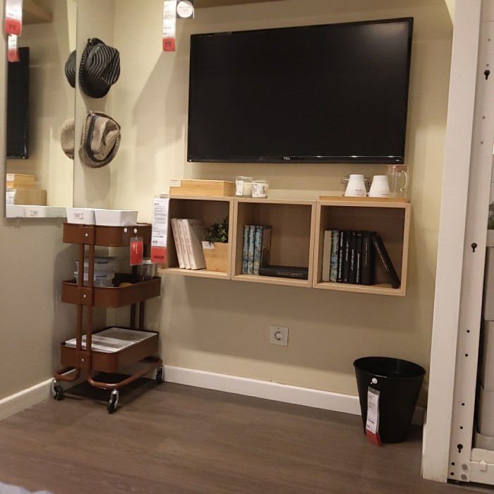 RAK TROLI DORONG RAK TROLI PENYIMPANAN RAK BESI TROLI HIAS RSKG