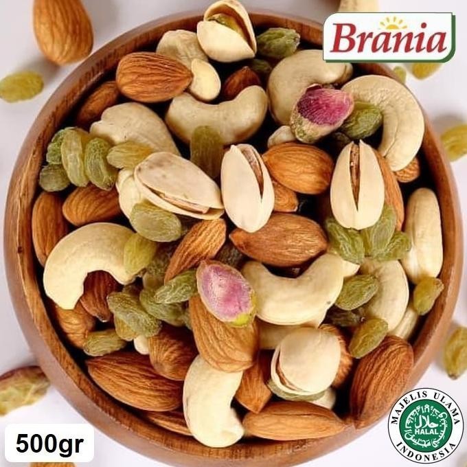 

Premium Mix Nuts / Trail Mix/Kacang Mix /Almond Cashew Pistachio 500G Pengiriman Cepat