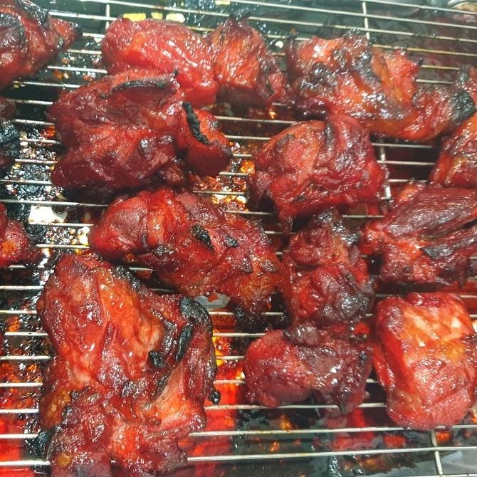

Nyamnyam Kitchen - Babi Panggang Manis / Babi Merah (Kemasan 1/2 KG) BS66
