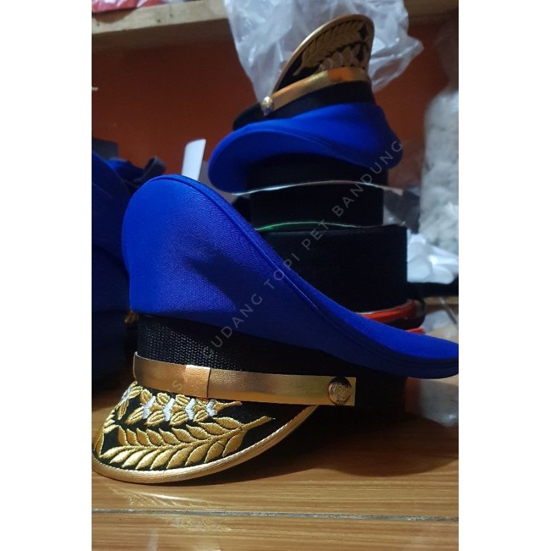 Topi Pet Paskibra Pria Biru Costum Bordiran Benang Emas