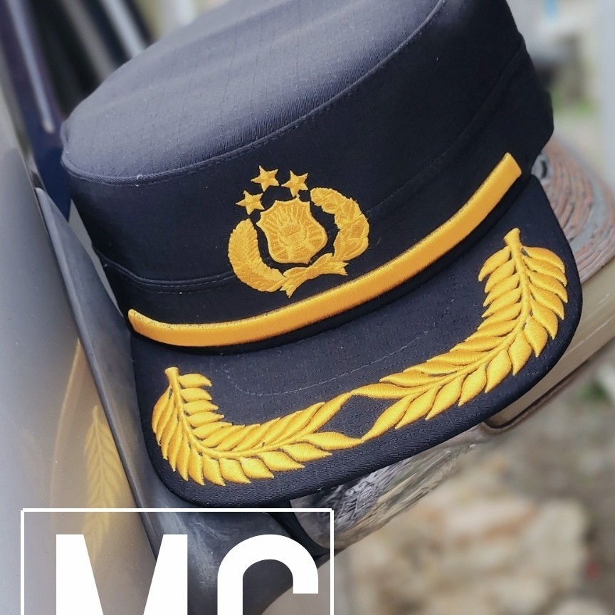 Topi Komando Polri Pamen Kapolsek