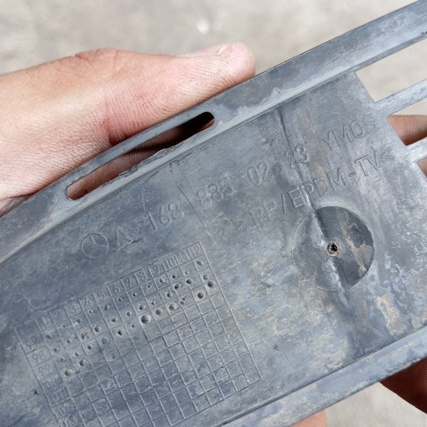 Grill Gril Kisi Sirip Bemper Mercy A140 W168 Original Copotan #